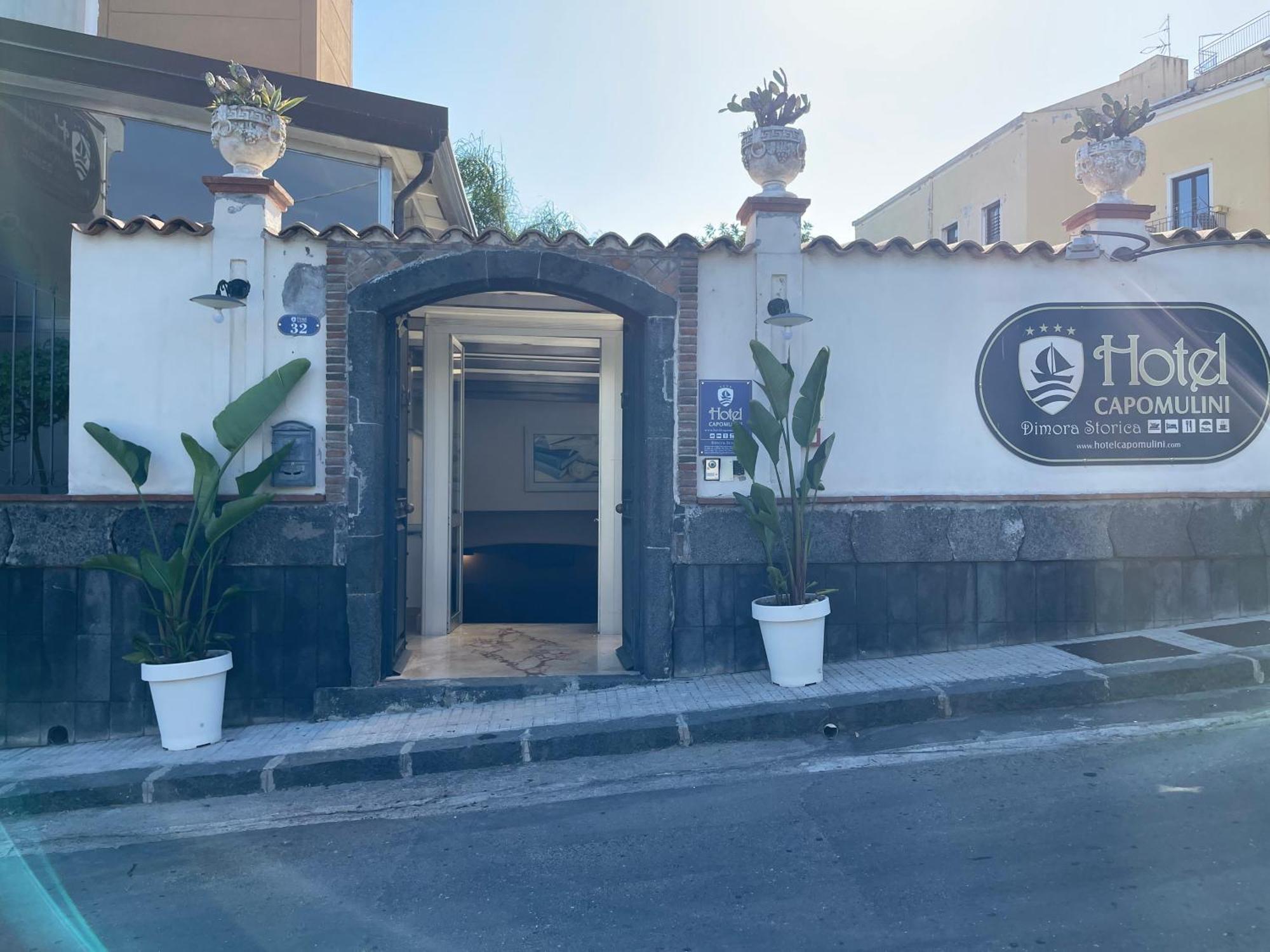 Hotel Capomulini 3 Stelle Acireale Exterior foto